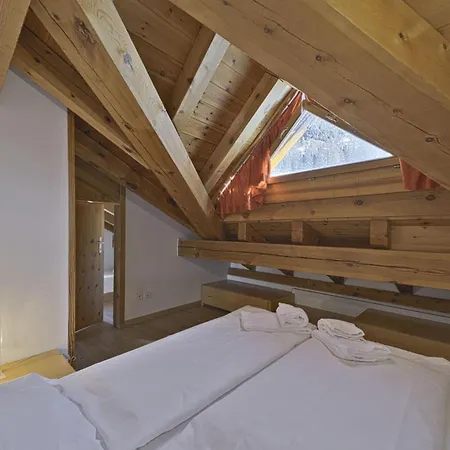Apartment Chesa Pitz Alv - *