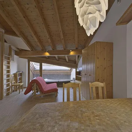 Chesa Pitz Alv - アパート